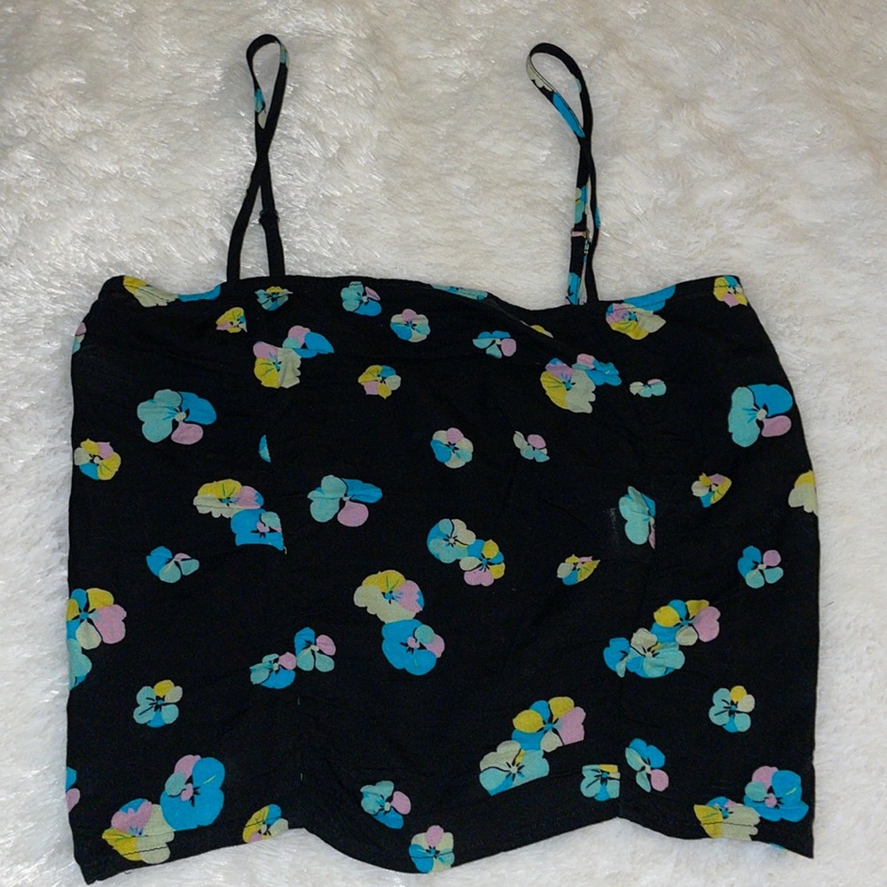 BP Ruched Crop Cami - Picture 2 of 9